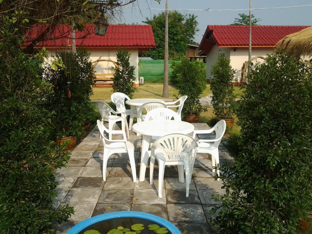 Moon River Resort Ubon Ratchathani Dış mekan fotoğraf